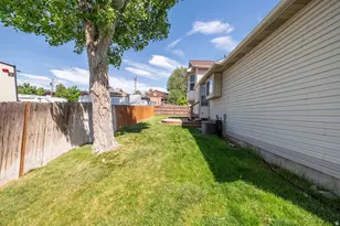 587 E Eastpointe Cir N, North Salt Lake, UT 84054 - Photo 32