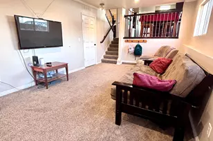 587 E Eastpointe Cir N, North Salt Lake, UT 84054 - Photo 14