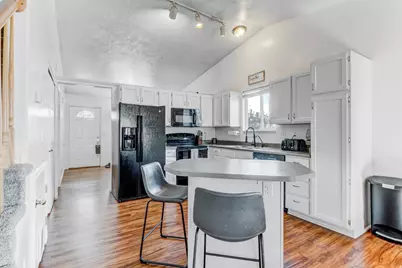 4752 W Italian Ct S, West Jordan, UT 84084 - Photo 4