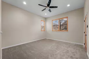 10596 S Pinyon Pines Ct W, South Jordan, UT 84095 - Photo 18