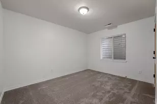 10596 S Pinyon Pines Ct W, South Jordan, UT 84095 - Photo 32