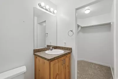 1218 N Moonlight Dr, Elk Ridge, UT 84651 - Photo 14