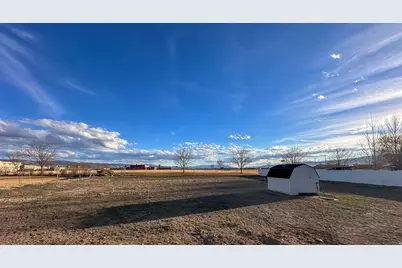 210 E 500 S, Gunnison, UT 84634 - Photo 36