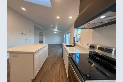 210 E 500 S, Gunnison, UT 84634 - Photo 4