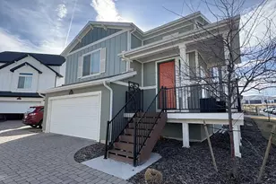 4353 W Bromwell Ct, Lehi, UT 84048 - Photo 2