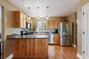 7065 N Cherokee St, Eagle Mountain, UT 84005 - Photo 14