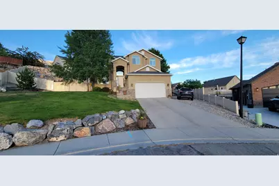 712 E 1170 N, Pleasant Grove, UT 84062 - Photo 1