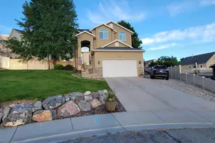 712 E 1170 N, Pleasant Grove, UT 84062 - Photo 1
