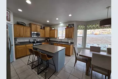 712 E 1170 N, Pleasant Grove, UT 84062 - Photo 12