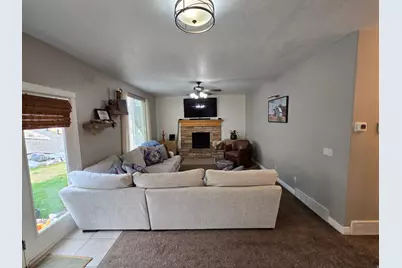 712 E 1170 N, Pleasant Grove, UT 84062 - Photo 16