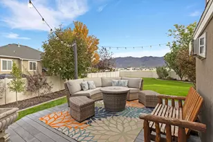 1600 W 200 N, Layton, UT 84041 - Photo 24