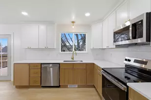 1469 E Winterwood Cir S, Sandy, UT 84092 - Photo 10