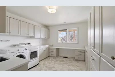 150 W Westview Cir, Orem, UT 84058 - Photo 14