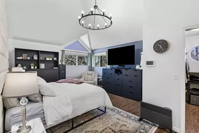 5155 S 2050 E, Holladay, UT 84117 - Photo 18