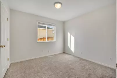 13941 S Hoyt Peak Cir W, Riverton, UT 84096 - Photo 16