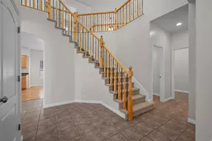 909 E Rosebud Ct, Draper, UT 84020 - Photo 4