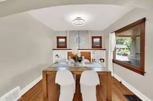 352 E Garfield Ave, Salt Lake City, UT 84115 - Photo 2