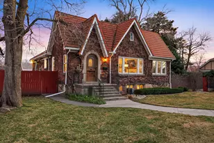 2010 E 2100 S, Salt Lake City, UT 84109 - Photo 2