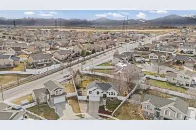 6976 S Kokopelli Ct W, West Jordan, UT 84081 - Photo 28