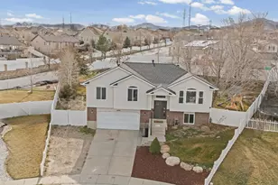 6976 S Kokopelli Ct W, West Jordan, UT 84081 - Photo 26