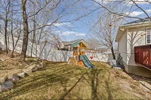 6976 S Kokopelli Ct W, West Jordan, UT 84081 - Photo 24