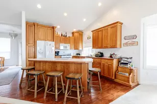 455 N 350 E, Hyde Park, UT 84318 - Photo 4