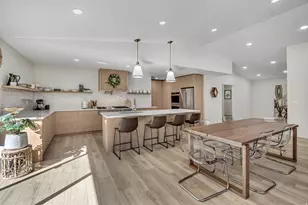 10870 S Lostwood Dr, Sandy, UT 84092 - Photo 2