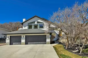 10870 S Lostwood Dr, Sandy, UT 84092 - Photo 1