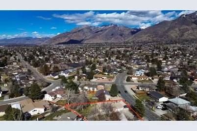 2329 E Woodchuck Cir, Sandy, UT 84093 - Photo 52