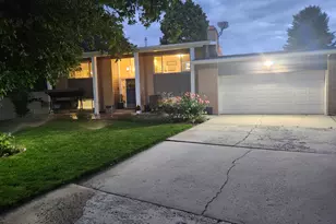 2329 E Woodchuck Cir, Sandy, UT 84093 - Photo 34