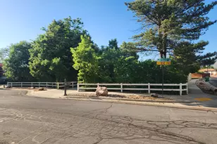 2329 E Woodchuck Cir, Sandy, UT 84093 - Photo 48