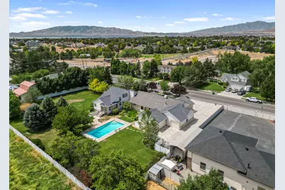 10434 N 6400 W, Highland, UT 84003 - Photo 6