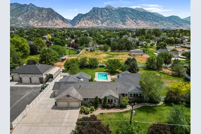 10434 N 6400 W, Highland, UT 84003 - Photo 2