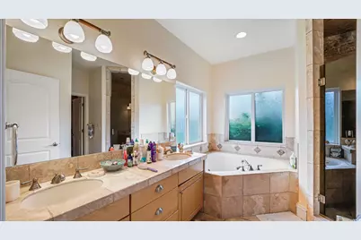 10434 N 6400 W, Highland, UT 84003 - Photo 16