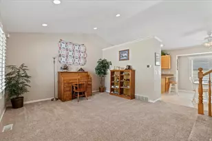 8260 S 560 E, Sandy, UT 84070 - Photo 4