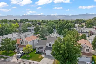 8260 S 560 E, Sandy, UT 84070 - Photo 44