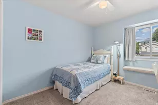 8260 S 560 E, Sandy, UT 84070 - Photo 24