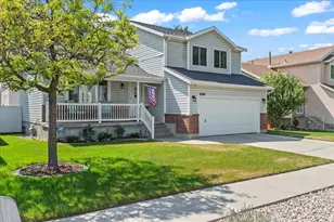 8260 S 560 E, Sandy, UT 84070 - Photo 2