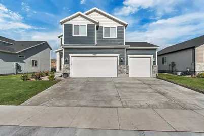 7982 N Bristlecone Rd, Eagle Mountain, UT 84005 - Photo 2