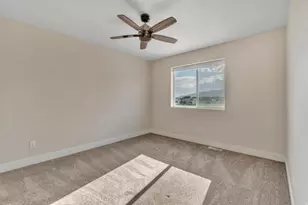 7982 N Bristlecone Rd, Eagle Mountain, UT 84005 - Photo 22