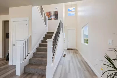 7982 N Bristlecone Rd, Eagle Mountain, UT 84005 - Photo 4