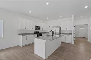 7181 Switchback Way N, Eagle Mountain, UT 84005 - Photo 2