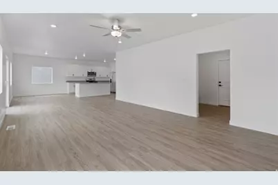 7181 Switchback Way N, Eagle Mountain, UT 84005 - Photo 10