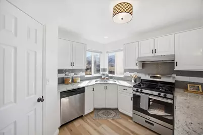 116 S Canyon View Dr, Elk Ridge, UT 84651 - Photo 20