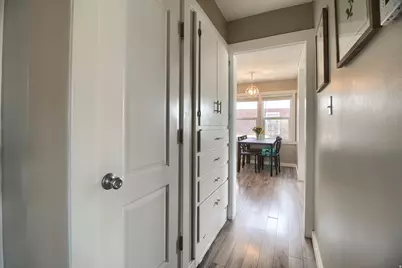 719 Bel Mar Dr, South Ogden, UT 84403 - Photo 12