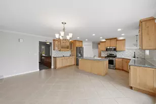 563 N 220 E, Centerville, UT 84014 - Photo 10