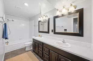 563 N 220 E, Centerville, UT 84014 - Photo 28