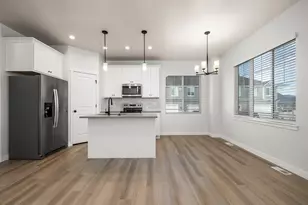 920 N Hillcrest Ln, Lehi, UT 84048 - Photo 4