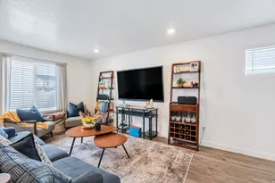 1082 E Dory Boat Rd, Saratoga Springs, UT 84045 - Photo 8