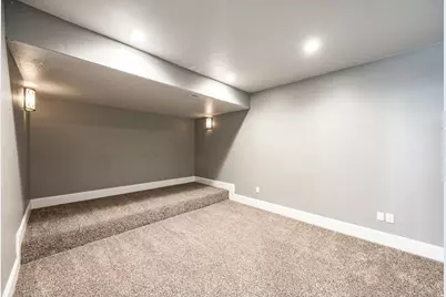 910 S Pace Pl, North Salt Lake, UT 84054 - Photo 32